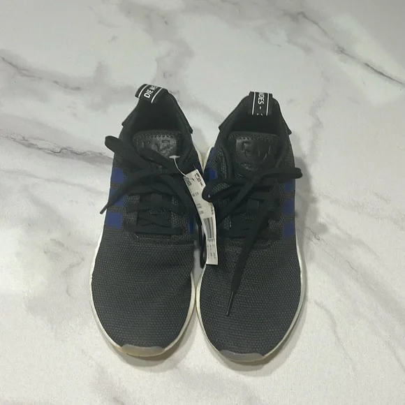 adidas gazelle silver green womens Adidas NMD R2 Grey Glitch